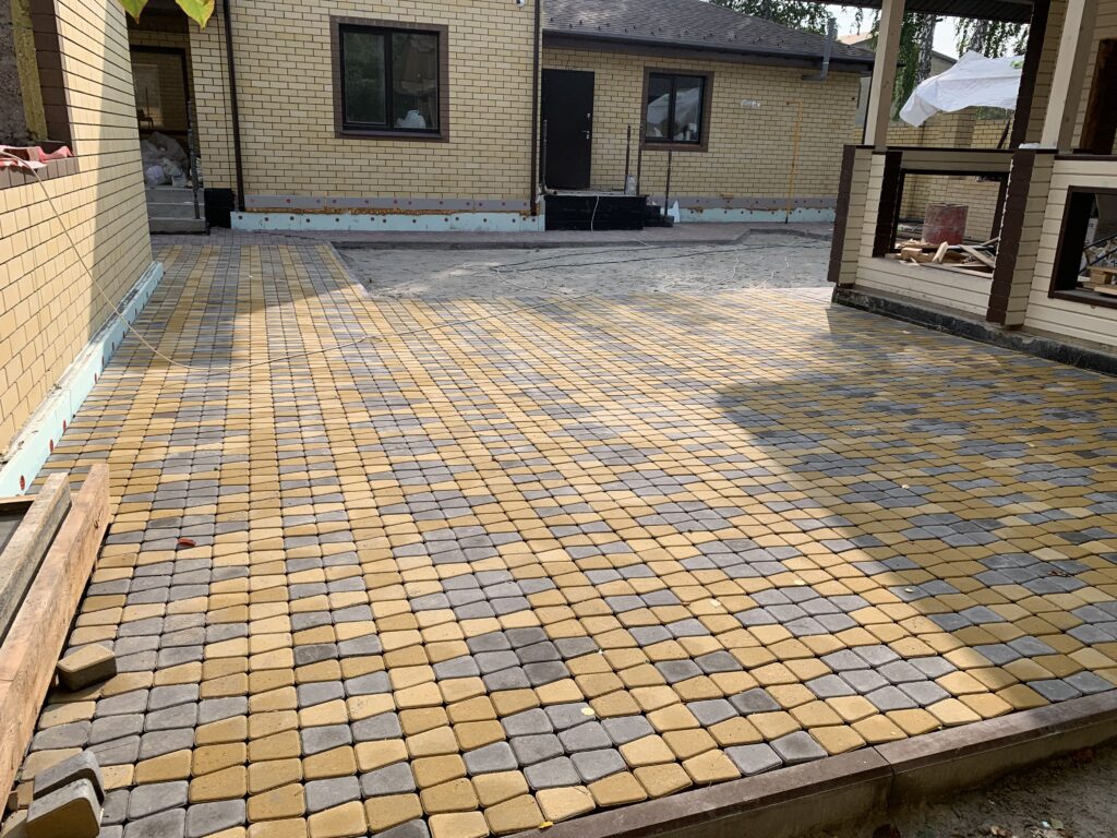 Укладка брусчатки