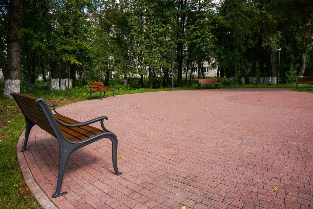 Тротуарная плитка Абрис, гранит, красная (Б.3.А.6)